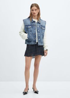 Oversized denim vest -  Women | Mango USA Trendy Button-up Cotton Vest, Casual Sleeveless Vest With Flap Pockets, Casual Spring Vest With Flap Pockets, Oversized Denim Vest, Denim Jacket With Hoodie, Kids Denim Jacket, Jacket With Hoodie, Style Oversize, Mango Outlet