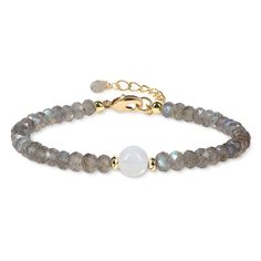 PRICES MAY VARY. Crystal Bracelet beaded with 3.5*4mm Faceted Labradorite; 8mm Moonstone(Birthstone of June) Stainless steel adjustable clasp of this women's beaded bracelet: 6.25"(16cm) with 1.2"(3cm) Extender Special Design: This healing crystal bracelet is in adjustable size, with a tiny stone bead hanging in the end Labradorite bracelets are capable of cleansing negative energies around you, energizing you and creating a calm and peaceful environment that's best to uplift your energies This 4mm Crystal Bracelet, Gem Stone Bracelet, Wire Beaded Bracelets, Stone Bracelet Ideas, Crystal Bracelet, Small Bead Bracelet, Diy Beaded Rings, Beaded Jewelry Earrings, Trending Bracelets