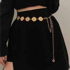 Super Cute And Stylish Ships In 5-10 Business Days Aesthetic Belt Outfit, Waist Chain On Dress, Black Belts For Women, Gold Belt Chain, Belt Chain Outfit, Waist Chain Outfit, Gold Belt Outfit, Skirt Belts, Chain Outfit