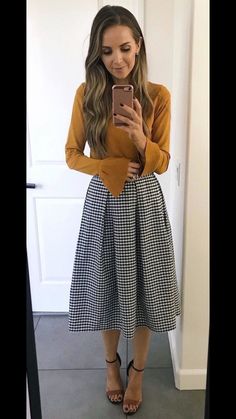 Modest Church Outfits, Rok Outfit, Meeting Outfit, Office Casual Outfit, Blazer Outfit