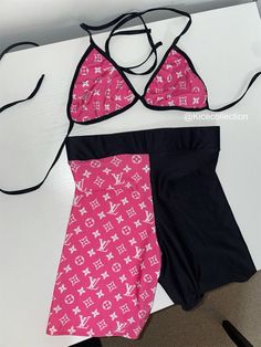 Designer inspired two piece set, pink/black. Chic Pink Loungewear Sets, Chic Fitted Pink Sets, Pink Casual Party Sets, Chic Pink Two-piece Set, Casual Pink Party Sets, Spring Pink Two-piece Set, Fitted Pink Set For Summer, Pink Two-piece Set For Summer, Black Two-piece Set For Summer