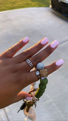 Short Nails Ideas One Color, Classic Color Nails, Manager Nails, Short Nails On Black Women, Short Nails One Color, Short Nail Color Ideas, Nail Ideas Short Square, Nails No Acrylic, Nail Ideas Black Women