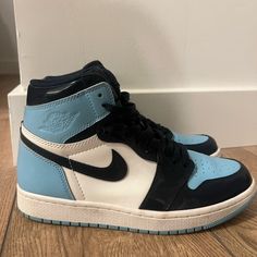 Women’s Size 8 Condition: Great! Able To Clean Easily As Well Worn Once Bought From Stock X, No Box Jordan 1 Retro High Unc Patent, Shoes Jordan 1, Shoes Jordan, Womens Jordans, Jordan 1 Retro High, Jordan 1 Retro, Jordan Shoes, Jordan 1, Womens Shoes Sneakers