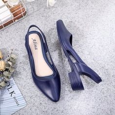 Flat Sandals For Office In Summer, Jelly Design, High Heel Flip Flops, Heeled Flip Flops, Modern Sandals, Boots For Short Women, Low Heel Sandals, Purple Shoes, Womens Sandals Wedges