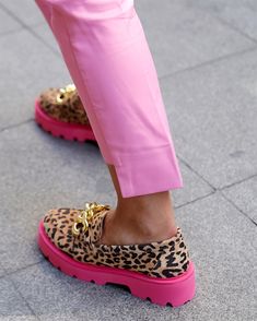 Geumxl Pink Sole Leopard Genuine Leather Genuine Suede Loafer Punk Des Autumn Shopping, Punk Design, Design Shoes, Platform Loafers, Fabulous Shoes, Women's Loafers, Pink Leopard, Suede Loafers, Crazy Shoes