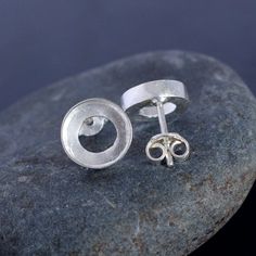 925 Sterling Silver Collet Round Earring Post With Round Bezel Cup 3x3 To 30x30 MM Semi Mount Stud Earrings Blank Silver Bezel Collet ● meterial- 925 sterling silver ● Size Approx :-3x3 To 30x30 MM ● color - Silver ● collet shape - round ● Origin - india USE OF GEMSTONE AND JEWELRY use of Gemstone and silver jewelry Prosperity silver jewelry, adjustable ring and silver Rings have been in use for many thousands of years, and were historically called Olivine. The vibration of these lovely lime gre Minimalist Silver Earrings With Bezel Setting, Sterling Silver Earrings With Bezel Setting As Gift, Sterling Silver Bezel Set Earrings, Silver Bezel Setting Earrings For Gift, Sterling Silver Bezel Set Round Earrings, Silver Bezel Set Earrings As Gift, Silver Round Earrings, Gemstone Setting, Round Earring