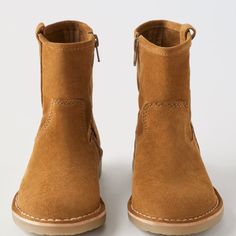 Boys 100% Cow Leather Boots Size 5 Brand New Zara Brown Casual Boots, Zara Casual Boots With Round Toe, Zara Suede Boots With Round Toe, Zara Shoes, Cow Leather, Kids Shoes, Leather Boots, Cow, Shoe Boots