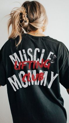 Join the "Muscle Mommy Lifting Club" with Our Oversized T-Shirt for Women 💪
Celebrate your strength and style with the "Muscle Mommy Lifting Club" oversized t-shirt. Designed for girls who lift, this tee offers a relaxed, comfortable fit that's perfect for the gym or casual wear. It serves as a stylish pump cover during workouts, providing the perfect blend of fashion and functionality. Whether you're weightlifting or enjoying a day out, this t-shirt makes a bold statement and is an ideal gift Fitness Tshirt Design Gym, Gym Shirts For Women, Gym Merch, Gym Graphics, Gym Tshirt Design, Gym Logos