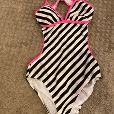 Super Cute O E Piece Bathing Suit By Billabong. Brand New. 2000s Bathing Suits, Zebra Print Swimsuit, Billabong One Piece, Inner Monster, Polka Dot One Piece, Billabong Swim, Orange Swimsuit, Surf Suit, Suit Swimsuit