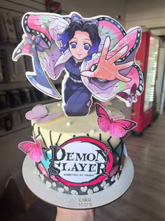 Torta anime Cake Anime, Kawaii Cakes, Fantasy Demon, Starbucks Drinks Recipes, Shinobu Kocho, Pretty Birthday Cakes