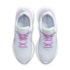 DZ3016-100 Nike React Infinity Run Flyknit, Nike React Infinity Run, Nike Running Shoes Women, All Black Shoes, Shoes Purple, Nike Air Shoes, Half Zip Jacket, Running Belt, Walking Sandals