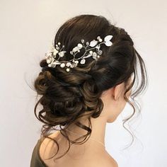 Flower Hair Comb Wedding, Gold Wedding Hair Piece, Model Hairstyles, Bride Hairstyle, Hair Piece Wedding, Wedding Comb, Gold Hair Comb, Quinceanera Hairstyles, Bridal Hair Headpiece