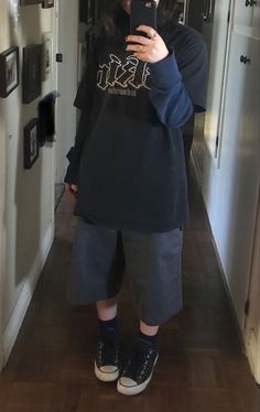 Baggy Hodge-podge Grunge, Baggy Clothes Plus Size, Older Brother Core Outfit, Baggy Latina Outfits, Baggy On Baggy, Rain Fits, Jorts Outfit Idea, Baggy Clothes Style, Baggy Outfits