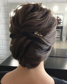 Доброе утро начинается с красивых причёсок 😻❤️ Unique Wedding Hairstyles, Romantic Wedding Hair, Wedding Hairstyles Bride, Elegant Wedding Hair, Hair Extensions Best, Peinados Fáciles Para Cabello Corto, Wedding Hair Inspiration