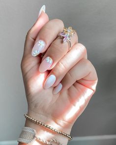 June Nails, Spring Nail Ideas, Daisy Nails, Summer Acrylic Nails, Spring Nail