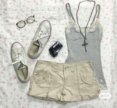 cute outfit, outfit ideas, outfit inspiration, summer outfits, grunge outfit Summer Outfits Grunge, Coquette Outfits, Outfit Inso, Grunge Coquette, Grunge Outfit, 2000s Outfits, Ideas Outfit