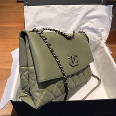 SHOP MORE LUXURY PRODUCTS HERE Description Chanel Flap Bag With Top Handle Olive Bag For Women 32cm/12.5in Size: 32 x 7.5 x 19 cm / 12.5 x 3 x 7.5 in Silver MetalCC logoOlive Includes dust bag.This product is of the premium quality. Louis Vuitton Shirt, Chanel Shirt, Chanel Flap Bag, Online Shopping Shoes, Gucci Gg Marmont, Shopping Chanel, Reversible Belt, Belt Accessories, Replica Handbags