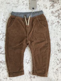 Zara Baby Boy Brown Lined Fine Corduroy Pants 12-18M. Condition is "New with tags". Shipped with USPS First Class. Cotton Pants For Winter Playtime, Cotton Pants For Playtime In Fall, Brown Cotton Bottoms By Zara, Zara Brown Cotton Bottoms, Zara Baby Boy, Zara Baby, Brown Line, Kids Pants