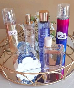 Ariana Perfume Collection, Ariana Grande Perfume Scents, Body Fantasies Perfume, Perfume Aesthetic Ariana Grande, Perfume Aesthetic Bath And Body Works, Shower Care, Ariana Grande Perfume, Expensive Perfume, Bath And Body Works Perfume