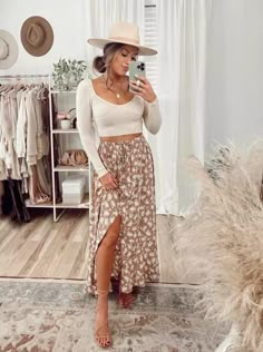 Cabin Outfits, Country Chic Outfits, 2023 Aesthetic, Summer Board, 2024 Aesthetic, Inexpensive Clothes, Estilo Hippy, 30 Outfits