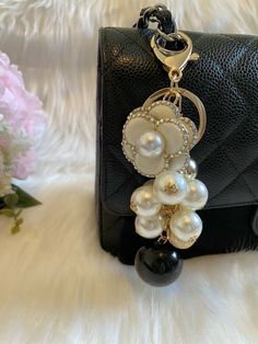 White Camellia Flower Faux Pearl Bag Charm Keychain Length Approx. 6" Elegant Rectangular Bag With Keychain, Jewelry Vendor Display, Funky Crafts, White Camellia Flower, Purse Charms Diy, Keychain Strap, Baby Souvenir, Key Change, White Camellia