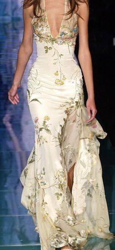 Look Gatsby, Elie Saab Spring, Runway Fashion Couture, فستان سهرة, Moda Vintage, Mode Inspo, Glam Dresses, Elie Saab