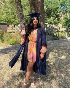 11 Amazing Graduation Outfit Ideas That Aren't Boring At All - The Wandering Girl