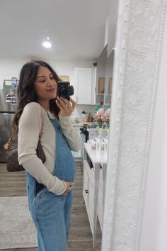 Call Pregnant Outfits, High Waist Maternity Outfit, Women Pregnant Outfits, Pregnant Outfits Small Bump, Women’s Jumper Outfit, Overall Maternity Outfit, Pregnant Romper Outfit, Cute Prego Outfits, Maternity Overalls Outfit Winter