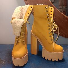 Wheat Leather Platform Boots, Real Fur Lining Size 6 In Excellent Condition Yellow Lace-up Platform Boots, Yellow Platform Lace-up Boots, Yellow Round Toe Heeled Boots For Fall, Yellow Leather Platform Boots With Round Toe, Jeffrey Campbell Platform, Leather Platform Boots, Jeffrey Campbell Shoes, Real Fur, Platform Boots