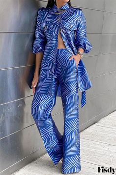 Fisdy - Elegante conjunto de dos piezas con estampado geométrico y celebrities azules, con un elegante cuello vuelto y mangas largas Spring Office Outfits, Printed Pants Style, Striped Pant, Party Suits, Two Piece Pants Set, Top And Pants Set, Straight Trousers, Loose Outfit, Turndown Collar