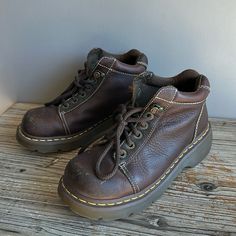 Vintage Dr Martens Boots Size 8 Great Condition Low Doc Martens, Brown Doc Martens, Vintage Dr Martens, Vintage Shoes Women, Martens Boots, Dr Martens Boots, Shoes Vintage, 90s Outfit, Thrift Finds