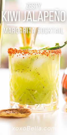 image of a kiwi jalapeno margarita. Cucumber Jalapeno Margarita, Spicy Margarita Recipe, Cucumber Margarita, Chili Pepper Recipes, Yummy Cocktails, Spicy Drinks, Spicy Cocktail, Jalapeno Margarita, Coctails Recipes