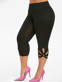 GET $50 NOW | Join RoseGal: Get YOUR $50 NOW!https://m.rosegal.com/plus-size-leggings/capri-metal-ring-cut-out-plus-size-leggings-g_7420193.html?seid=20549067rg7420193 Pastel Goth Fashion, Summer Plus Size, Activewear Fashion, Plus Size Leggings, Halter Maxi Dresses, Casual Sporty, Plus Size Kleidung, Plus Size Shorts, Type Of Pants