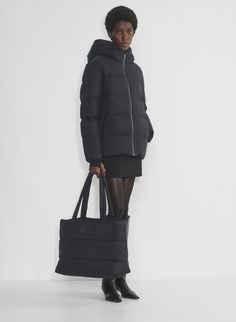 THE SUPER PUFF™ TOTE BAG Travel Nylon Puffer Jacket, Quilted Nylon Puffer Jacket For Travel, Travel Down Puffer Jacket, Winter Travel Puffer Bags, Functional Nylon Puffer Jacket, Black Puffer Jacket For Travel, Black Nylon Puffer Jacket For Travel, Puff Tote Bag, Aritzia Super Puff