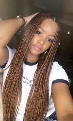 Brown Highlight Box Braids, T30 Box Braids, Medium Box Braids Brown, Chestnut Braids On Black Women, Brown Box Braids Black Women, Brunette Box Braids, Box Braids 30 Color, Braid Colors For Brown Skin, Brown Box Braids Medium