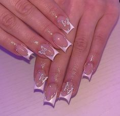 Light Purple Nails Acrylic Coffin, Gel X Nails With Charms, Light Purple Nails Short, Acrylics With Charms, Nail Inspo Square Medium, Light Pink Short Nails, Nail Ideas Medium, Short Nail Set Ideas, 18th Birthday Nails Ideas