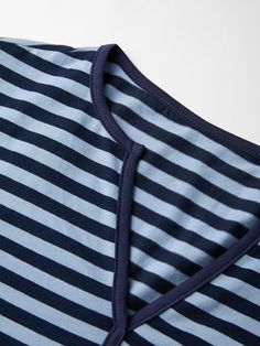 Striped V Neck Long Sleeve Tee Navy Short Sleeve Tops For Loungewear, Striped V-neck Tops For Loungewear, Striped Cotton Tops For Loungewear, Navy Top For Spring Loungewear, Vintage Y2k Outfits, Street Y2k, Preppy Vintage, Y2k Preppy, Y2k Outfits