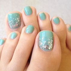 Pedicure Azul, Beach Toe Nails, Easy Toe Nail Designs, Toenail Designs Summer, Spring Pedicure, Simple Toe Nails, Cute Pedicures