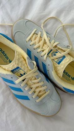 Blue And Yellow Spezial Adidas, Summer Sneakers 2024, Aesthetic Shoes Photo, Summer Shoes 2024, Gazelle Bold Shoes, Adidas Bold, Sneakers 2024, Looks Adidas, Gazelle Bold