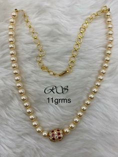 Muttina Sara Gold Design, Pearl Jewelry Indian Simple, Gold Pearl Jewelry Necklace, Pearl Chain With Pendant, Pearl Earrings Designs, Gold Jewels Design, Gold Pearl Jewelry, Indian Bridal Jewelry Sets, Fancy Jewelry Necklace