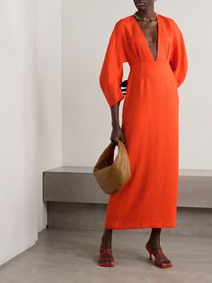 Mara Hoffman believes in using natural fibers in its garments - this 'Irina' maxi dress is cut from breathable hemp that requires relatively little water to grow and harvest. In a vibrant 'Poppy' shade, it has a plunging neckline that draws the eye to the nipped-in waist and is complete with billowy dropped sleeves. Mara Hoffman Dress, Orange Maxi Dress, Designer Maxi Dress, Matthew Williamson, Mara Hoffman, Cotton Maxi, Knitwear Tops, Maxi Dress Blue, Orange Dress