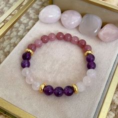 Real Stone Bracelets, Tips And Tricks For Life, Life Tips And Tricks, Attract Love, Kandi Bracelets, Raw Crystals