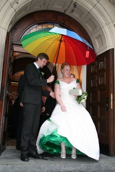 Wear a selfmade colored crinoline skirt under your Wedding dress! Be unique and colorful! Wedding Ideas