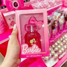 ⋆｡‧˚ʚ🍓ɞ˚‧｡⋆ Barbie Perfume, All Things Pink, Barbie Makeup, Vegas Outfit, Ordinary Girls, Makeup, Pink, Make Up