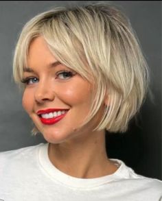 Feminine Short Hair, Short Hair Inspiration, Best Haircuts For Women, Choppy Bob Hairstyles For Fine Hair, Trendy Short Hairstyles, Short Hair Images, Hairstyles 2024, Best Haircuts, Choppy Bob Hairstyles