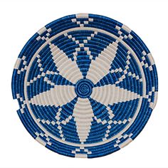 a blue and white basket with an arrow on it's side, in the shape of a circle