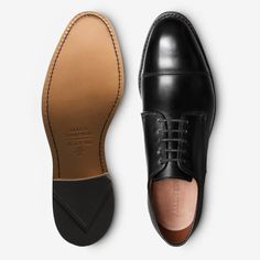 Size: 11 Color: Black Brand: Allen Edmonds Product: Park Ave Cap-Toe Derby Dress Shoe Near Brand New, Only Worn Twice. Only Selling Because I Should Have Gone With The 11.5 Or 12, These Kill My Toes And Are Too Small. Product Details Style #Ec4500815 Sku #6801 With More Than Two Million Pairs Sold And Over 250,000 Recrafted Since It Was Introduced In 1982, Our Park Avenue Has Cemented Its Status As A Timeless Icon. Now We're Reimagining Our Most Sought-After Oxford As A Derby. A Sturdy 360 Bench Elegant Fitted Derby For Semi-formal Occasions, Timeless Fitted Derby Shoes With Cap Toe, Timeless Cap Toe Derby, Timeless Fitted Cap Toe Derby Shoes, Timeless Fitted Derby With Cap Toe, Fitted Cap Toe Derby For Semi-formal Occasions, Timeless Fitted Cap Toe Derby, Black Goodyear Welted Derby Shoes, Black Goodyear Welted Fitted Derby Shoes