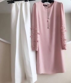 Style Hijab, Stylish Dresses For Girls, Pakistani Dress Design, Dresses Ideas, Stylish Dress Designs, Muslimah Fashion, Abaya Fashion