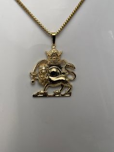 Wide 34 weight about 7.5 grams Regal Gold Jewelry For Ceremonies, Pendant Necklaces, Jewelry Necklace Pendant, 18k Gold, Jewelry Necklaces, United States, Necklaces, Pendant Necklace, Pendant