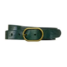 High-quality leather belt made from soft full-grain cowhide. The denim belt has a width of 3 cm. The belt buckle is oval and flat in antique brass. The belt is made from pure vegetable-tanned cowhide. The leather is strong but soft and acquires a beautiful patina with frequent wear. We source this sensational and wonderfully fragrant leather directly from a small Italian tannery. Bring a handmade piece of Tuscany into your wardrobe. INFO: As we make all belts individually, you also have the opti Vintage Leather Belt With Belt Clip, Cool Belts, Vintage Leather Belt With Brass Buckle, Classic Hand-tooled Leather Belt, Adjustable Vintage Turquoise Belt, Vintage Leather Embroidered Belt, Canvas Belt, Jeans Belt, Green Belt